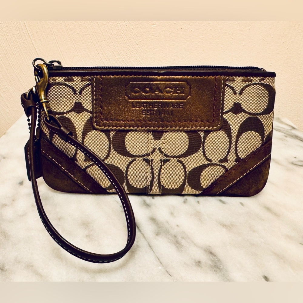 Coach Brown Signature Canvas / Suede Wristlet LNC